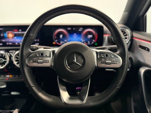 2021 Mercedes-Benz A-Class 2L Amg Line Edition 5dr - Photo 11