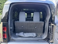 USED 2023 73 LAND ROVER DEFENDER 110 3.0 D250 MHEV X-Dynamic SE SUV 5dr Diesel Auto 4WD Euro 6 (s/s) (250 ps) MERIDIAN,METRIX LEDS,3 ZONE+CHILLER