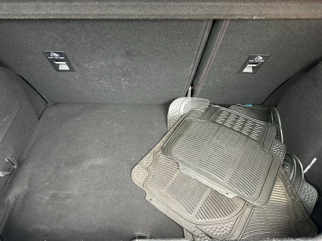 2017 FORD FIESTA 1.0T EcoBoost Titanium Hatchback 5dr Petrol Manual Euro 6 (s/s) (100 ps) - Photo 11