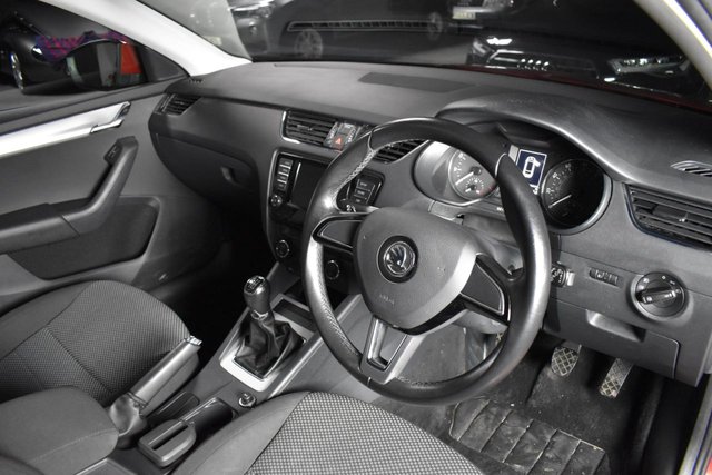 2016 SKODA OCTAVIA - Photo 2