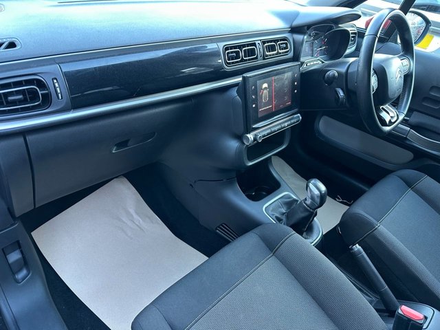 2017 CITROEN C3 1.2 PureTech Flair Hatchback 5dr Petrol Manual Euro 6 (82 ps) - Photo 12