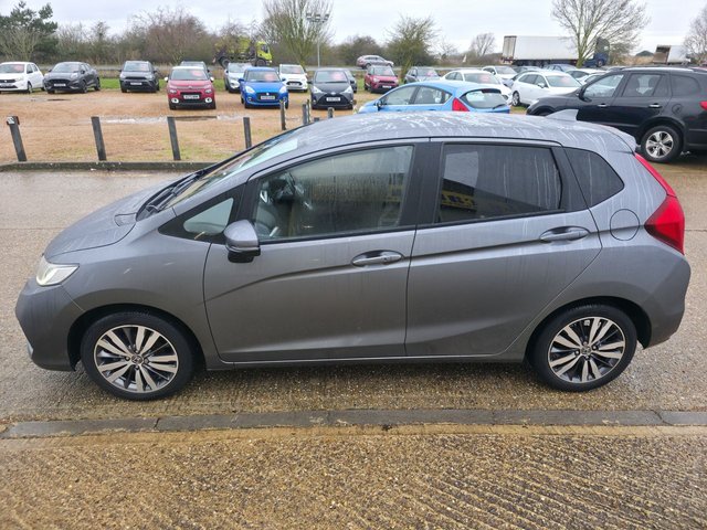 2018 HONDA JAZZ 1.3 i-VTEC EX Hatchback 5dr Petrol Manual Euro 6 (s/s) (102 ps) - Photo 5