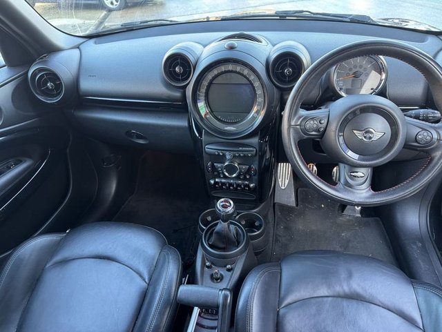 2016 MINI Cooper 1.6L John Cooper Works 2dr - Photo 11
