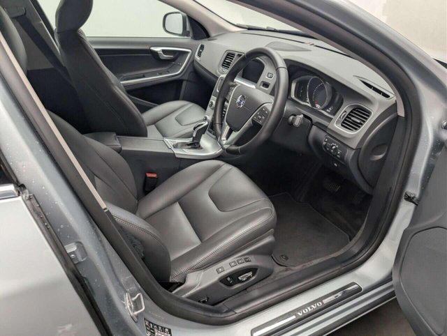 USED 2017 67 VOLVO S60 2.0 D4 SE Lux Nav Saloon 4dr Diesel Auto Euro 6 (s/s) (190 ps) HEATED SEATS+FRONT PARK ASSIST CLICK & COLLECT/HOME DELIVERY