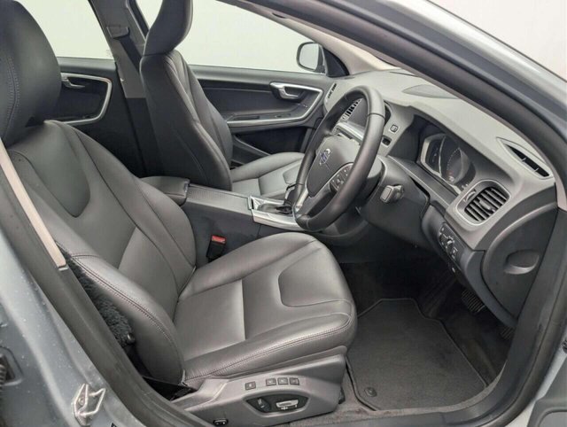 USED 2017 67 VOLVO S60 2.0 D4 SE Lux Nav Saloon 4dr Diesel Auto Euro 6 (s/s) (190 ps) HEATED SEATS+FRONT PARK ASSIST CLICK & COLLECT/HOME DELIVERY