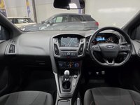 USED 2018 67 FORD FOCUS 1.0T EcoBoost ST-Line Hatchback 5dr Petrol Manual Euro 6 (s/s) (140 ps) Timing Belt Done - Satellite Navigation - Rear Parking Sensors