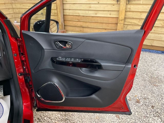 2016 RENAULT CAPTUR (2016) - Photo 10