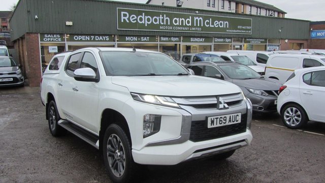 View our Mitsubishi L200 2.2 DI-D DC Barbarian Pickup Double Cab 4dr Diesel Manual 4WD Euro 6 (s/s) (150 ps)