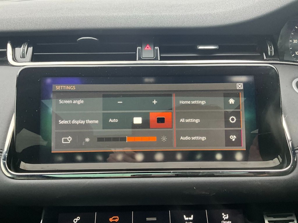 USED 2019 19 LAND ROVER RANGE ROVER EVOQUE 2.0 D240 R-Dynamic SE SUV 5dr Diesel Auto 4WD Euro 6 (s/s) (240 ps) 4 OWNERS