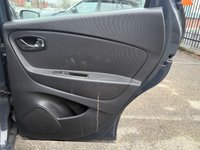 USED 2015 15 RENAULT CAPTUR 1.5 dCi ENERGY Dynamique MediaNav SUV 5dr Diesel Manual Euro 5 (s/s) (90 ps) CRUISE CONTROL, BLUETOOTH, NAV