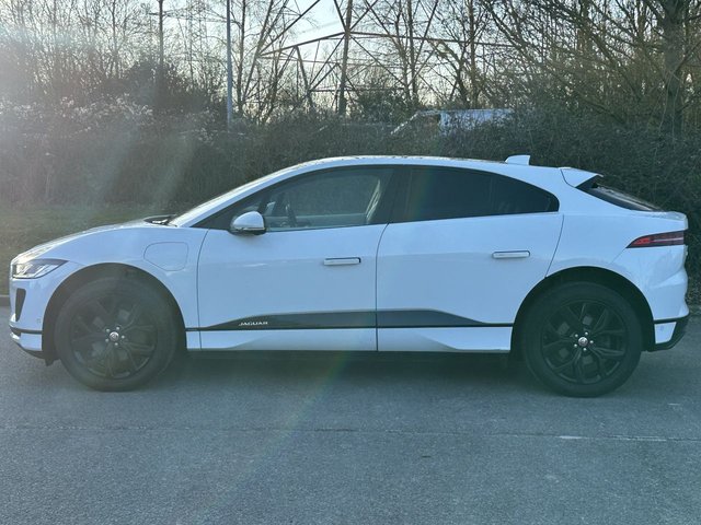 2020 JAGUAR I-PACE - Photo 2