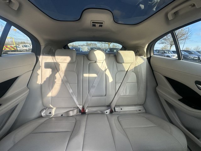 2020 JAGUAR I-PACE - Photo 10