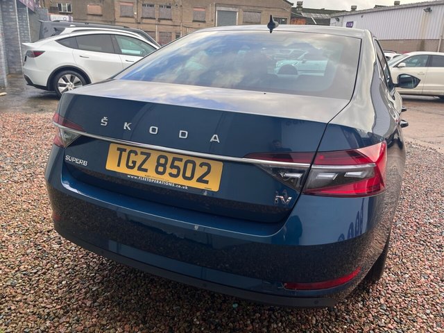 2021 SKODA SUPERB - Photo 4