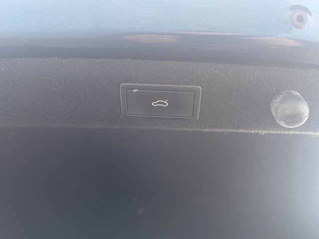 2021 SKODA SUPERB - Photo 8