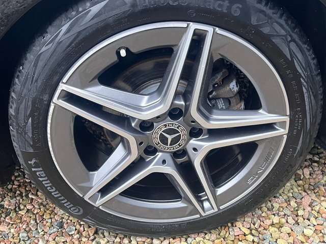 2021 Mercedes-Benz CLA - Photo 3
