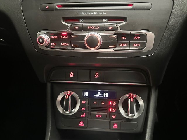 2014 AUDI Q3 - Photo 12