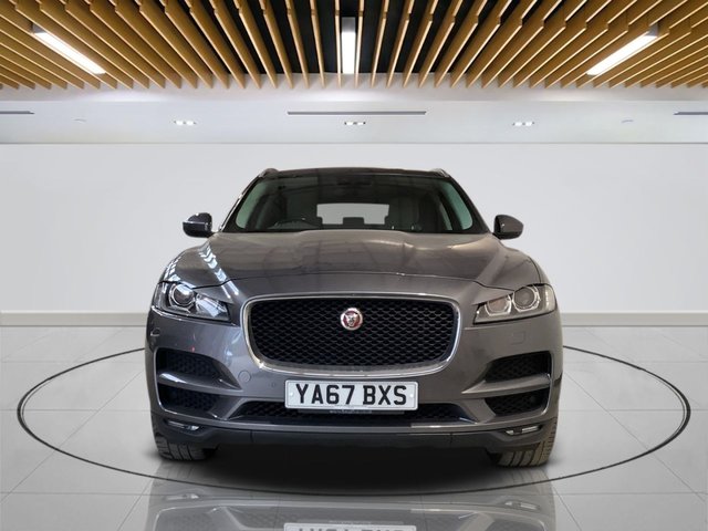 2018 Jaguar F-Pace 2L Portfolio 5dr - Photo 2
