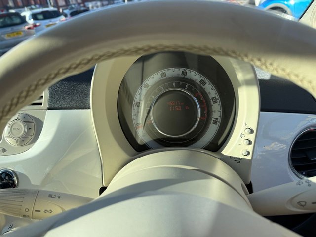 2013 FIAT 500 - Photo 11