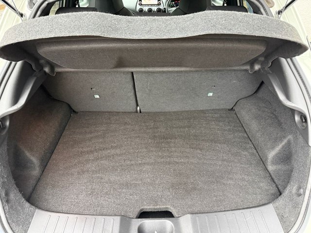 2022 NISSAN JUKE 1.0 DIG-T N-Connecta SUV 5dr Petrol Manual Euro 6 (s/s) (114 ps) - Photo 6