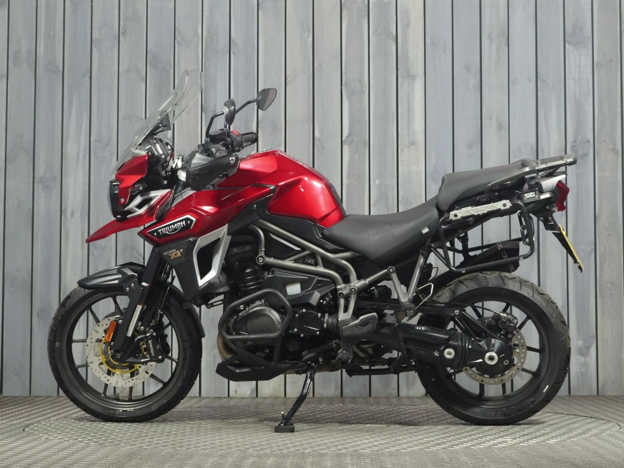 TRIUMPH EXPLORER