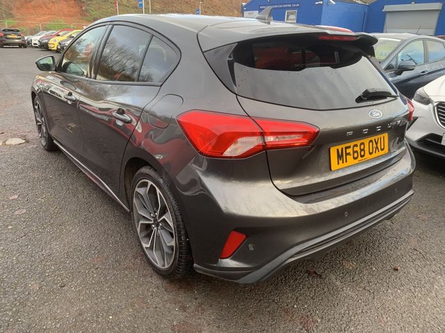 2018 FORD FOCUS 1.0T EcoBoost ST-Line X Hatchback 5dr Petrol Manual Euro 6 (s/s) (125 ps) - Photo 4