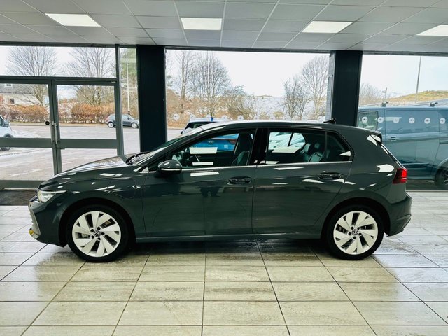 2025 VOLKSWAGEN GOLF - Photo 3