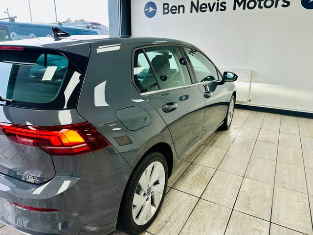 2025 VOLKSWAGEN GOLF - Photo 8