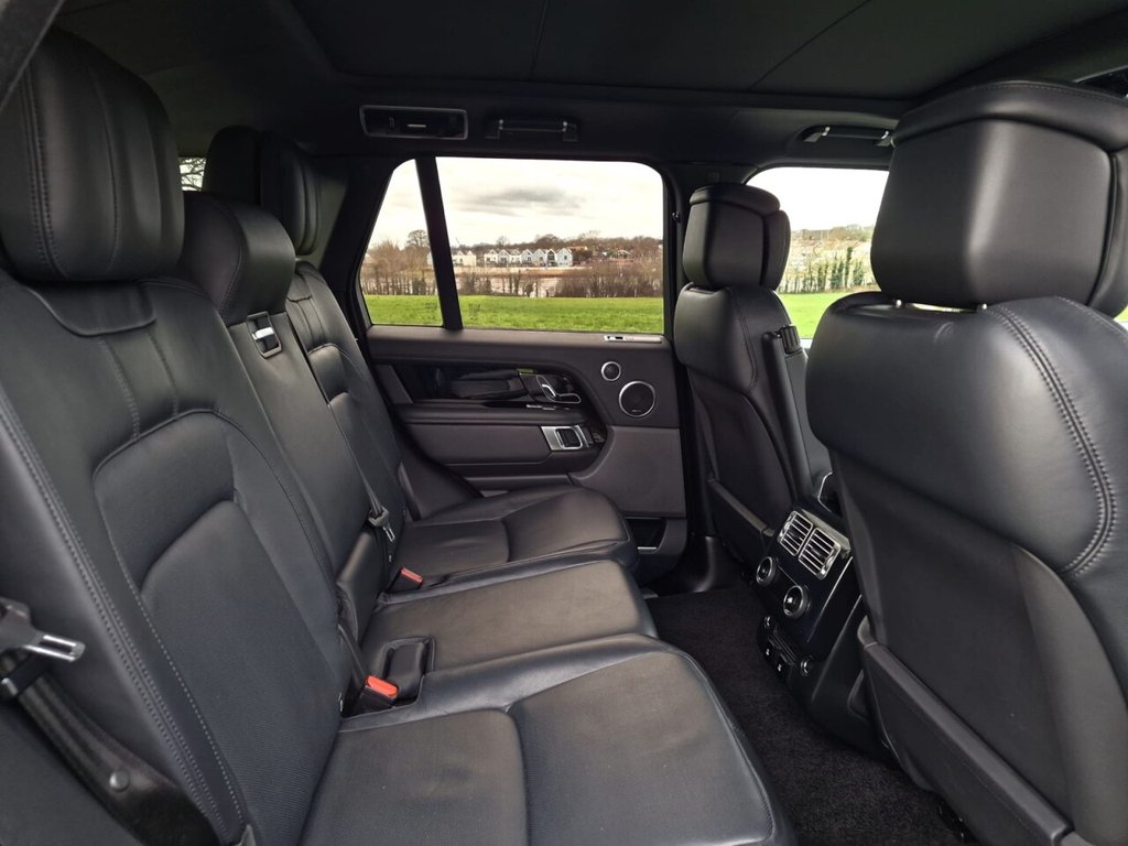 USED 2018 68 LAND ROVER RANGE ROVER 2.0 P400e 12.4kWh GPF Autobiography SUV 5dr Petrol Plug-in Hybrid Auto 4WD Euro 6 (s/s) (404 ps) FINANCE AVAILABLE