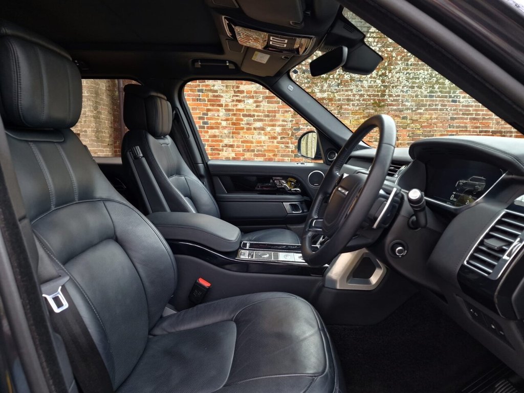 USED 2018 68 LAND ROVER RANGE ROVER 2.0 P400e 12.4kWh GPF Autobiography SUV 5dr Petrol Plug-in Hybrid Auto 4WD Euro 6 (s/s) (404 ps) FINANCE AVAILABLE