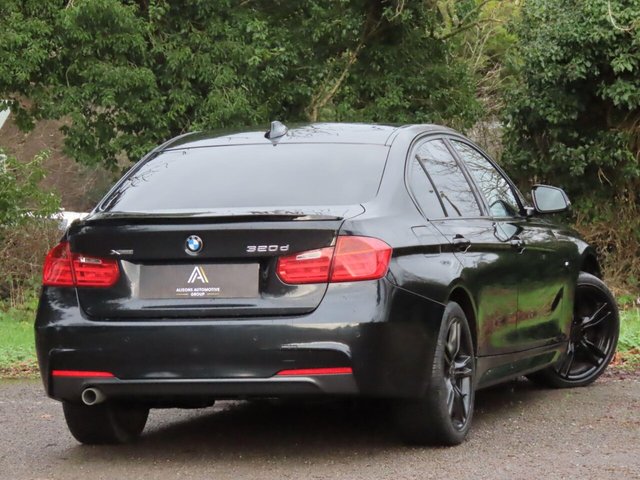 2015 BMW 3 SERIES - Photo 4