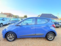 USED 2015 65 HYUNDAI I10 1.2 Premium Hatchback 5dr Petrol Automatic Low Mileage AUTOMATIC with a FSH