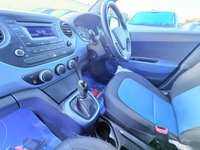USED 2015 65 HYUNDAI I10 1.2 Premium Hatchback 5dr Petrol Automatic Low Mileage AUTOMATIC with a FSH