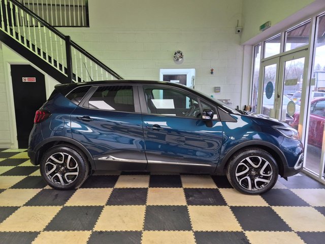 2019 RENAULT CAPTUR - Photo 10