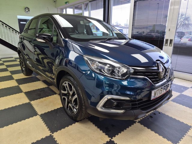 2019 RENAULT CAPTUR - Photo 4