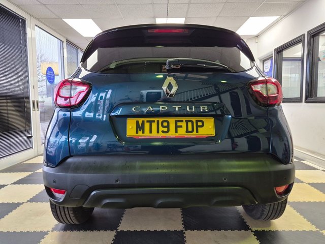 2019 RENAULT CAPTUR - Photo 8