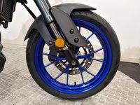 USED 2017 17 YAMAHA MT-125 1 OWNER FROM NEW COMES WITH NEW MOT AND WARRANTY