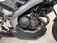 USED 2017 17 YAMAHA MT-125 1 OWNER FROM NEW COMES WITH NEW MOT AND WARRANTY