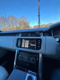 USED 2015 65 LAND ROVER RANGE ROVER 4.4 SD V8 Autobiography SUV 5dr Diesel Auto 4WD Euro 5 (339 ps) 
