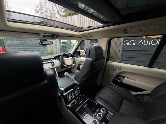 View our LAND ROVER RANGE ROVER