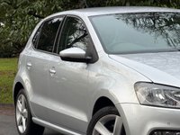 USED 2014 64 VOLKSWAGEN POLO 1.2 TSI BlueMotion Tech SEL Hatchback 5dr Petrol Manual Euro 6 (s/s) (110 ps) 
