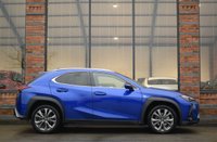 USED 2023 73 LEXUS UX 2.0 250h F Sport Design SUV 5dr Petrol Hybrid E-CVT Euro 6 (s/s) (184 ps) REAR CAM / HEATED LEATHER