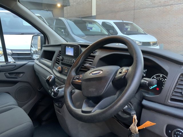 2022 Ford Transit Custom 2L Leader 5dr - Photo 8