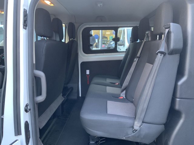 2022 Ford Transit Custom 2L Leader 5dr - Photo 10