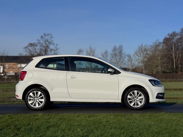 2014 Volkswagen Polo 1.2L Se 3dr - Photo 3