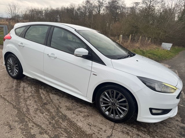 2018 Ford Focus 1L St-Line 5dr - Photo 5