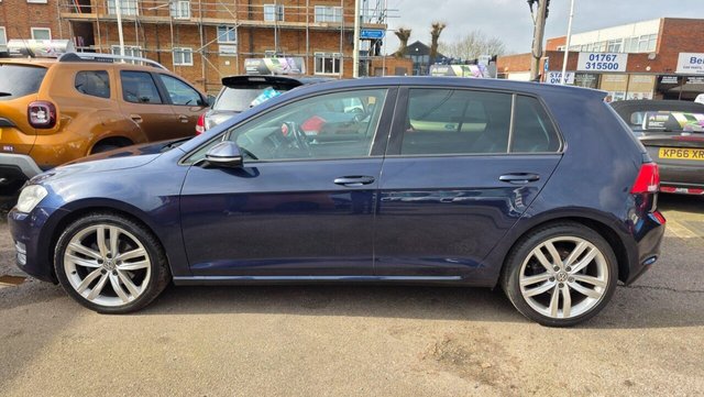 2016 VOLKSWAGEN GOLF 2.0 TDI BlueMotion Tech GT Edition DSG Euro 6 (s/s) 5dr - Photo 6