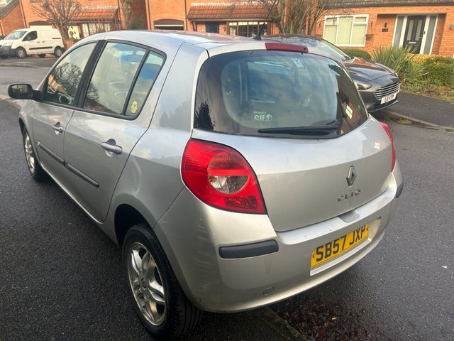2007 Renault Clio 1.2L Dynamique 5dr - Photo 3