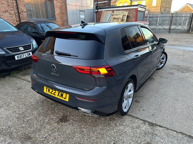2022 VOLKSWAGEN GOLF 1.5 TSI R-Line Euro 6 (s/s) 5dr - Photo 11
