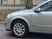 USED 2005 55 VAUXHALL ASTRA 1.6i 16v Design Estate 5dr Petrol Manual (161 g/km, 103 bhp) 