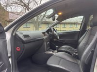 USED 2005 55 VAUXHALL ASTRA 1.6i 16v Design Estate 5dr Petrol Manual (161 g/km, 103 bhp) 